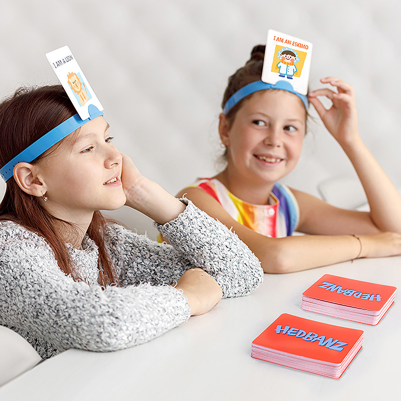 Board Game Question - ホットセール。1個入りヘッドバンドゲーム。楽しい当てゲーム。私は誰ですか？ クイッククエスチョンゲーム ファミリーパーティー ボードゲーム 子供向け知育玩具