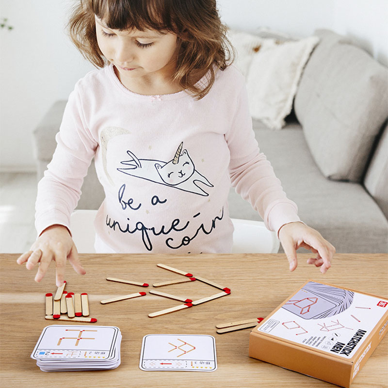 モンテッソーリの木製パズルと一致,幾何学的な数学ボードゲーム - Board Game China のレビューと価格