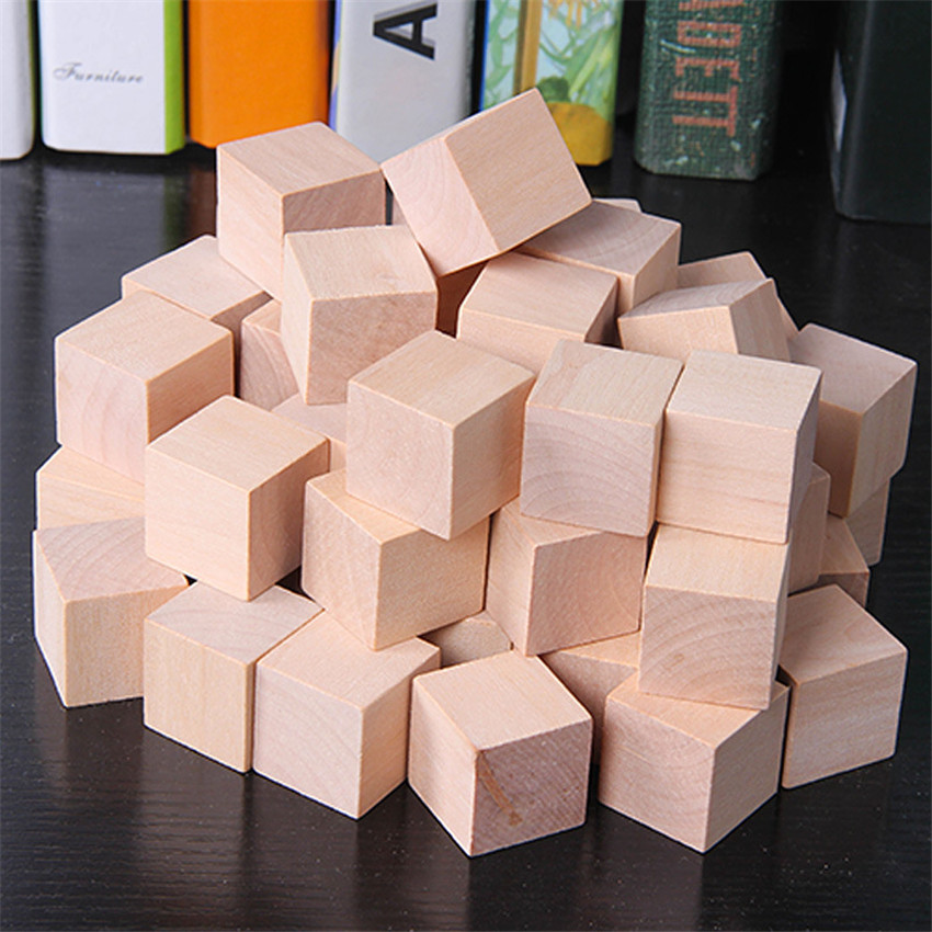 30 ピース/ロット 2X2CM 木製カラフルなキューブビル - Dice Tower Wooden のレビューと価格